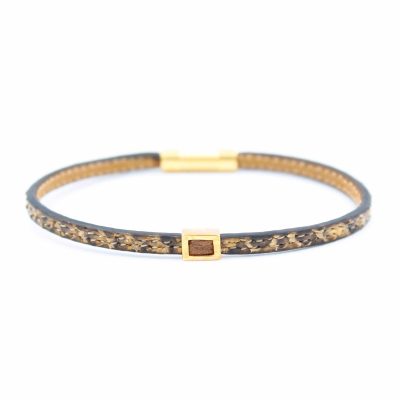 Bracelet en cuir artisanal Colibri avec un design classique et original. Couleur marron python, beige sable et or. Accessoire de luxe fabriqué en France.