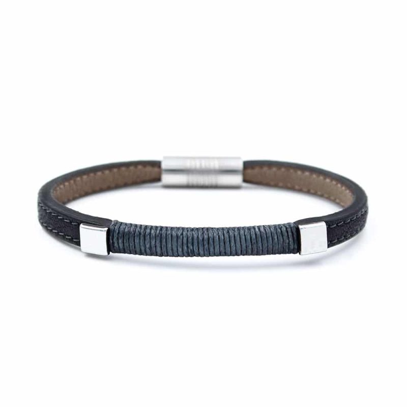 Bracelet en cuir artisanal Gavial avec un design classique et original. Made in France, haut de gamme. Couleur noir et gris anthracite. Fabriqué en France.