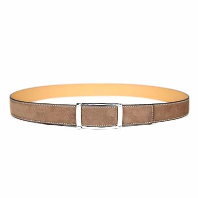 Ceinture en cuir de taurillon et doublure en veau naturel artisanal pour femme et homme Duc. Made in France, haut de gamme. Couleur beige/marron dauphine. Fabriquée en France.