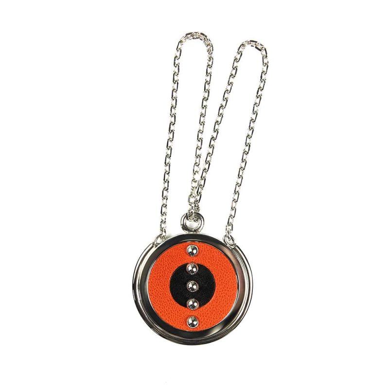 Porte-clé en cuir artisanal et métal Loriot. Made in France, haut de gamme. Couleur noir, orange et argent. Fabriqué en France.