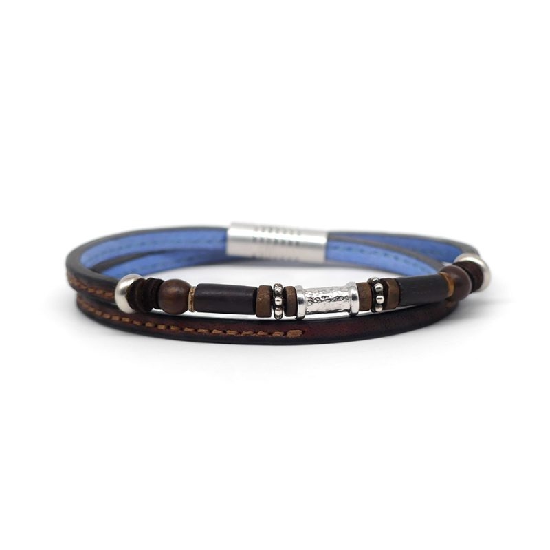 Bracelet en cuir artisanal et à perles pour homme Bonobo avec un design à la fois classique et original. Made in France, haut de gamme. Couleur marron moka avec boucle argentée. Fabriqué en France.