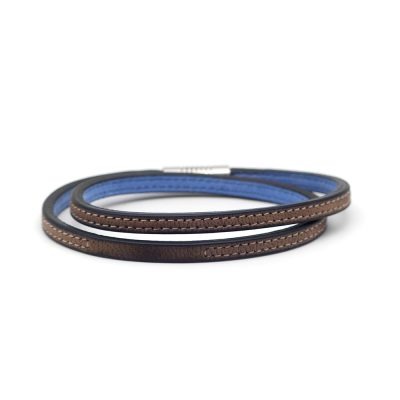 Bracelet en cuir artisanal Triton avec un design classique et original. Couleur gabardine. Fabriqué en France.