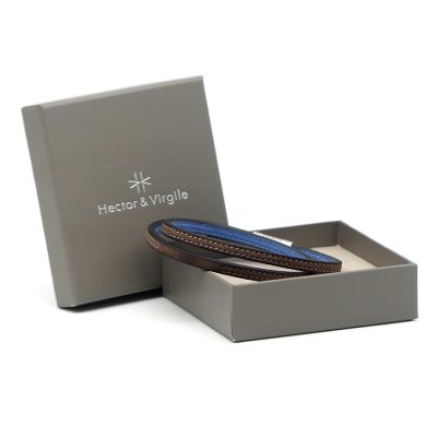 Bracelet en cuir artisanal Triton avec un design classique et original. Couleur gabardine. Fabriqué en France.