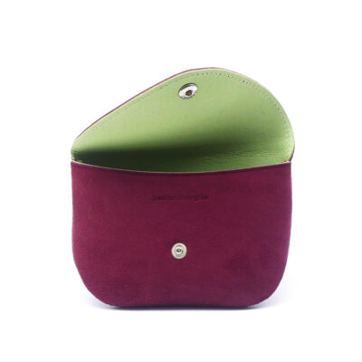 Portemonnaie Coulicou en cuir doux couleur violet lie de vin. Made in France, haut de gamme, artisanal. Fabriqué en France.